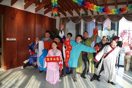 蝶變創新 快樂飛揚 蝶變創新 快樂飛揚